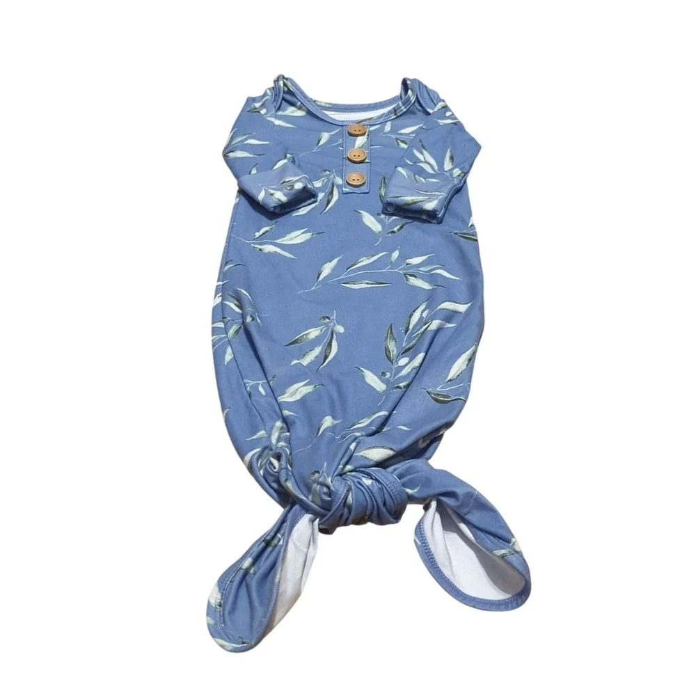 Caden Lane Blue Green Fern Baby Knot Gown 0-3M Botanical Henley‎ Sleepwear